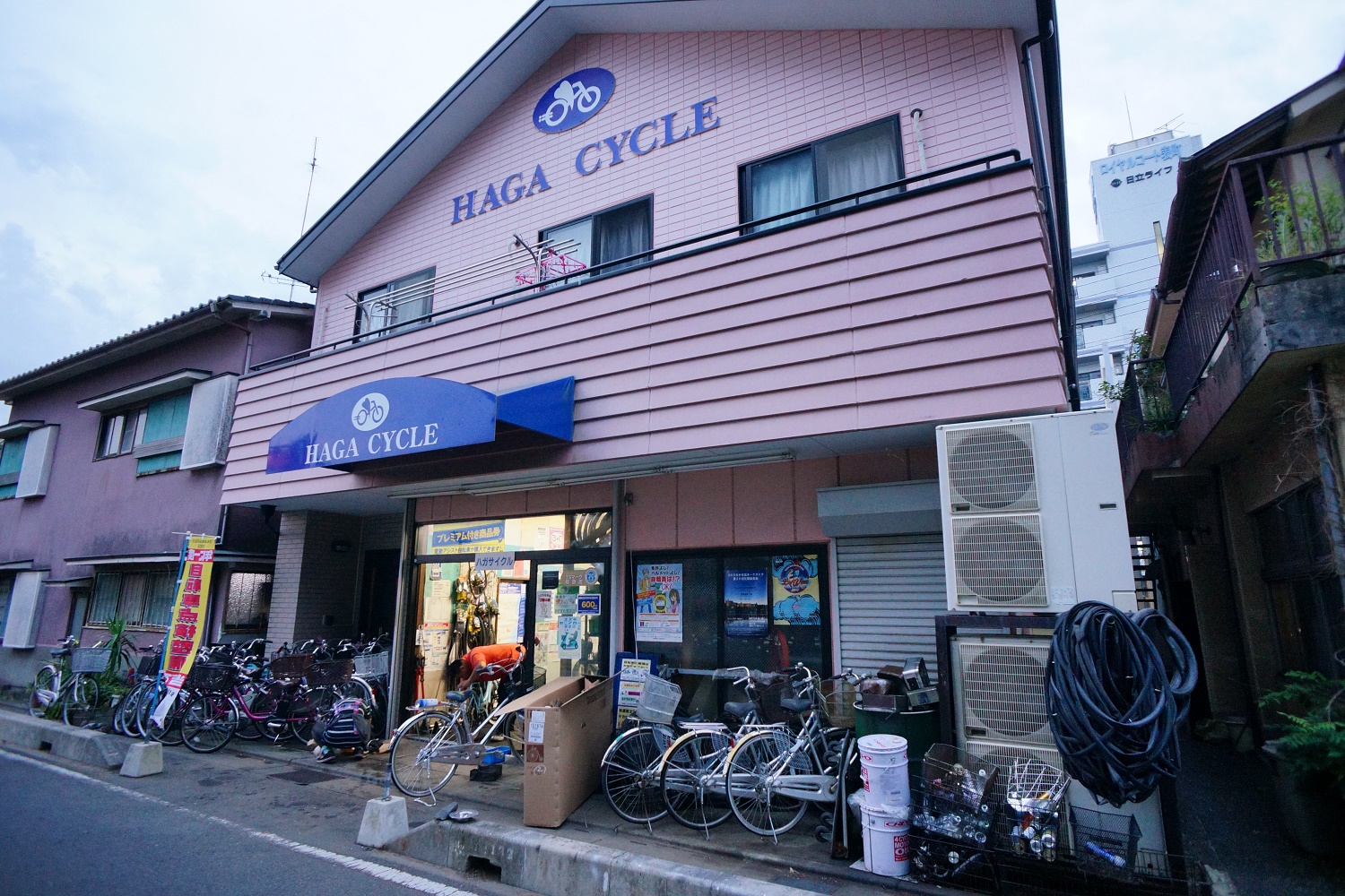 店舗裏外観1：ハガサイクル