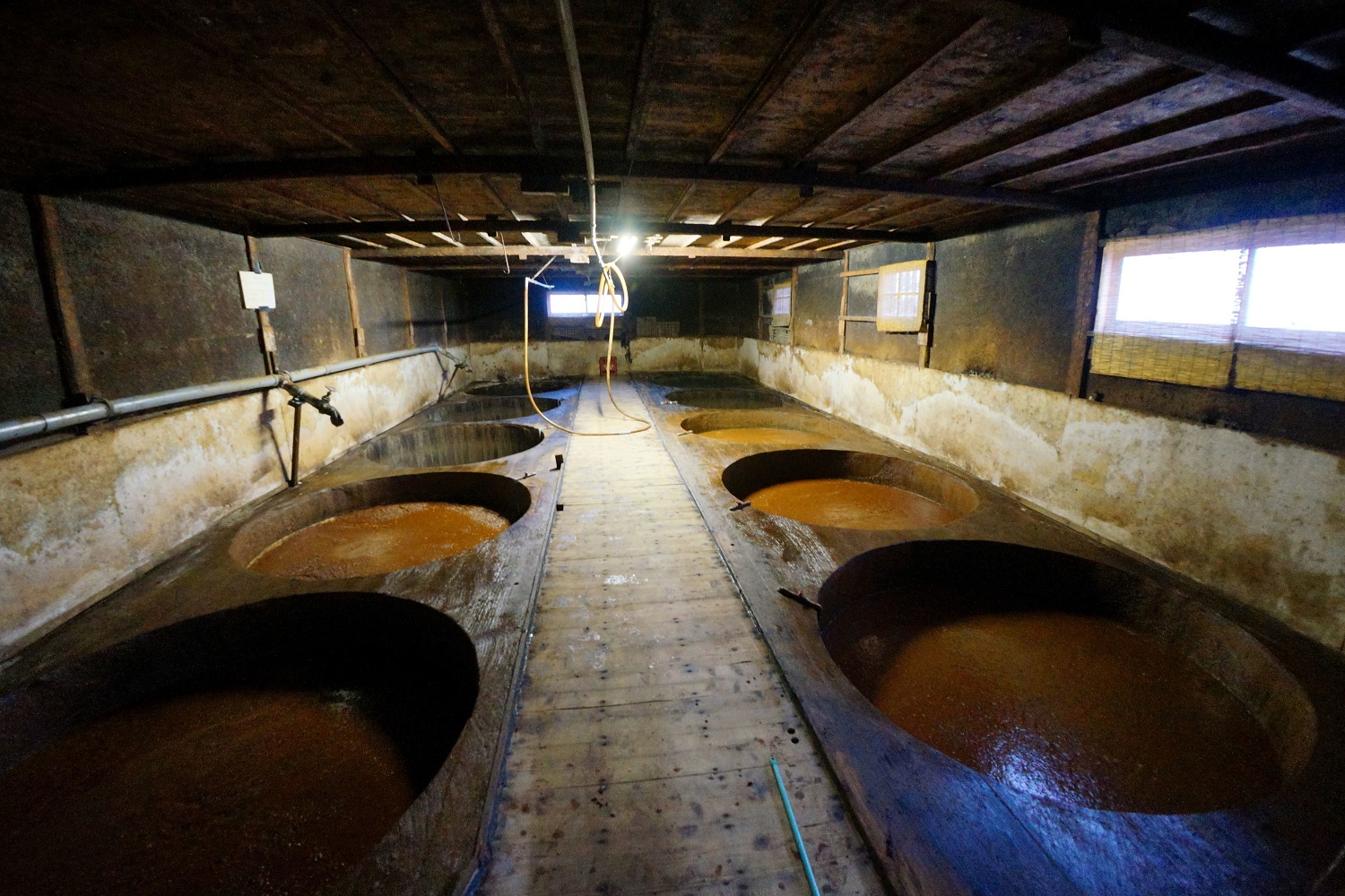 仕込み蔵1：有限会社黒澤醤油店