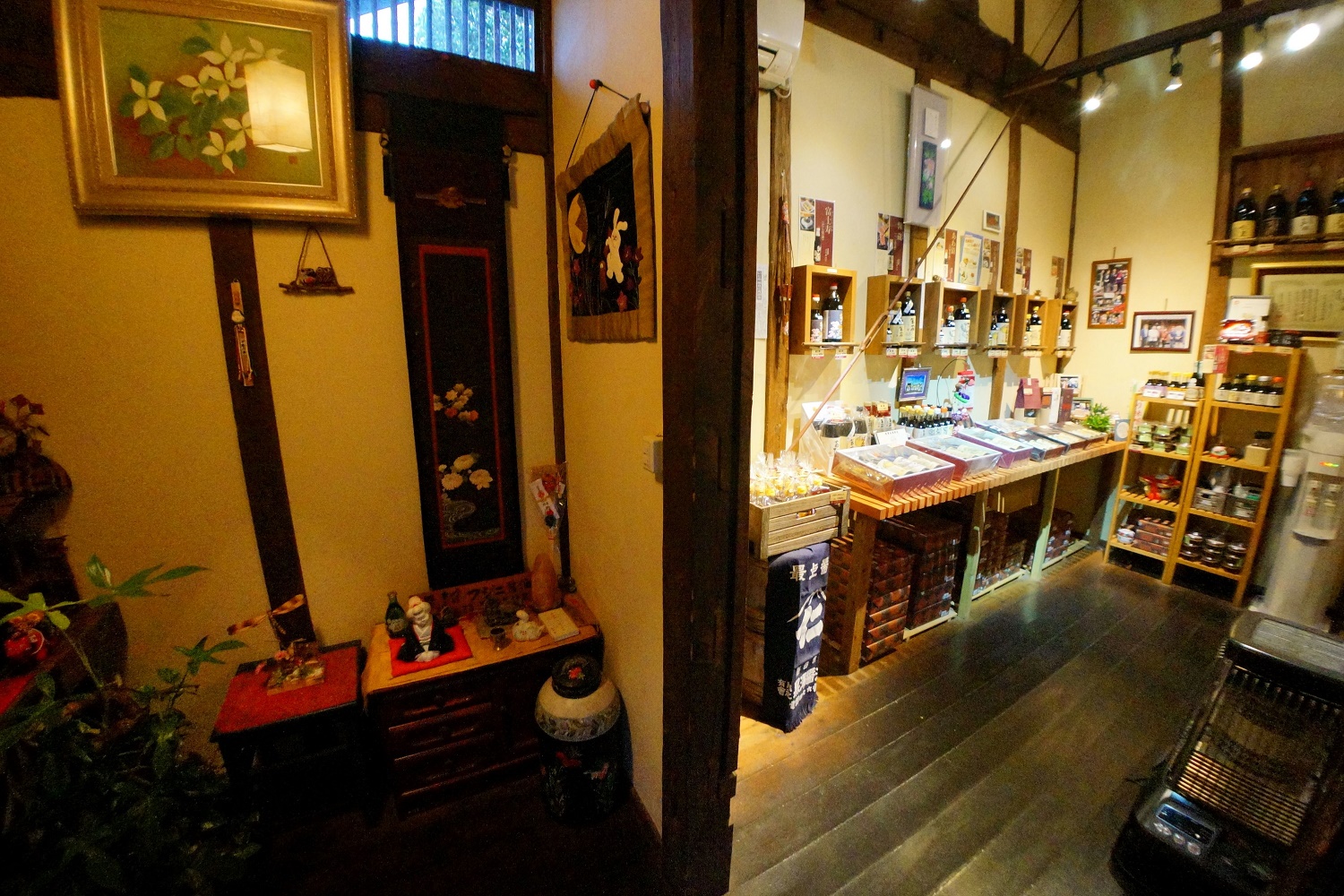 店内1：有限会社黒澤醤油店