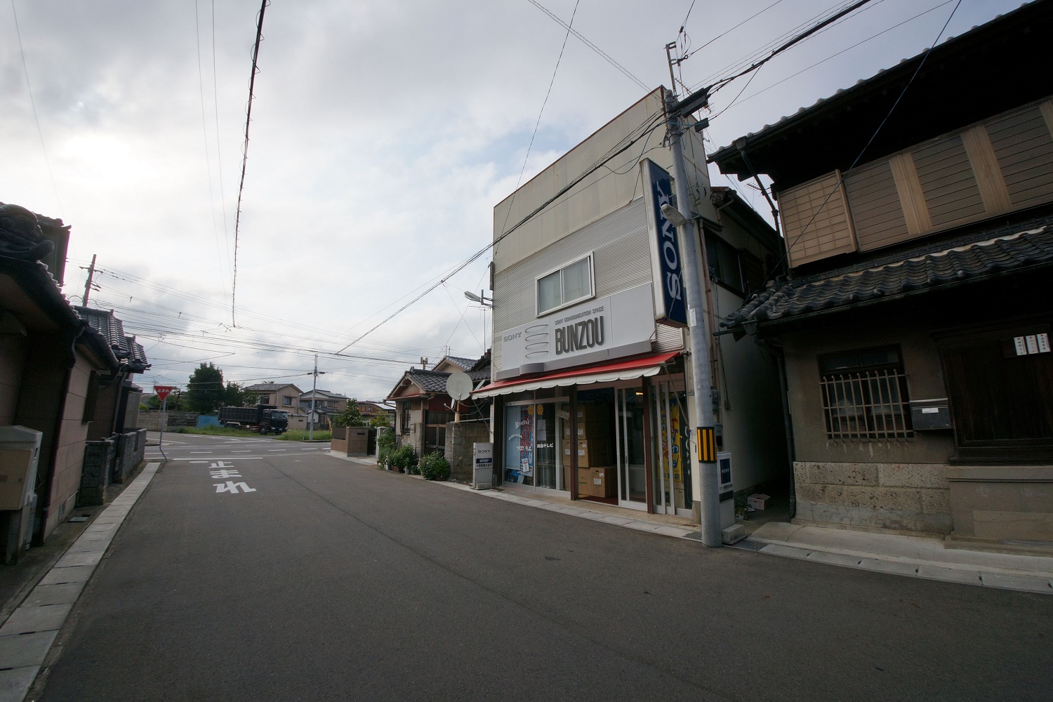 外観3：文蔵電機光音堂