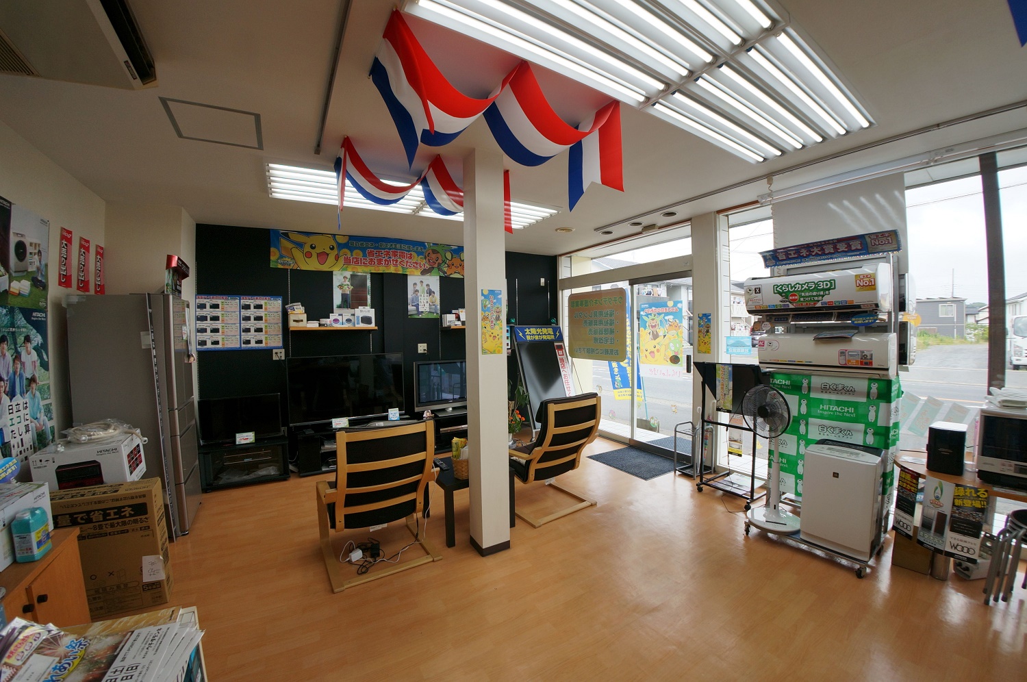 店内4：株式会社ウチダデンキ