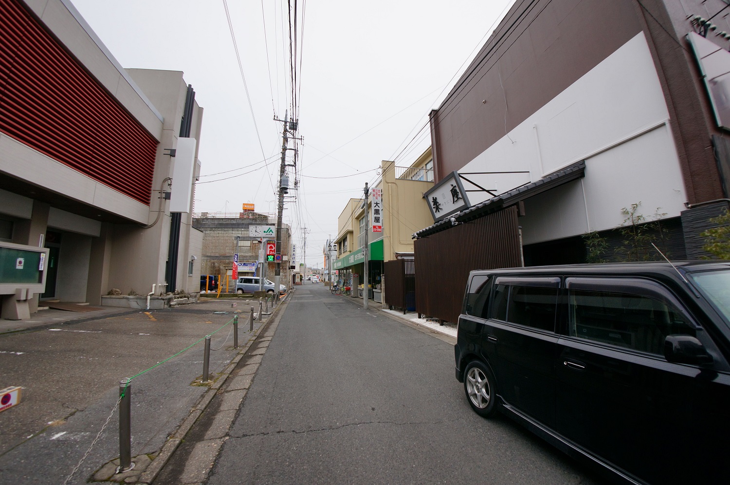 外観2：やきにく楽座