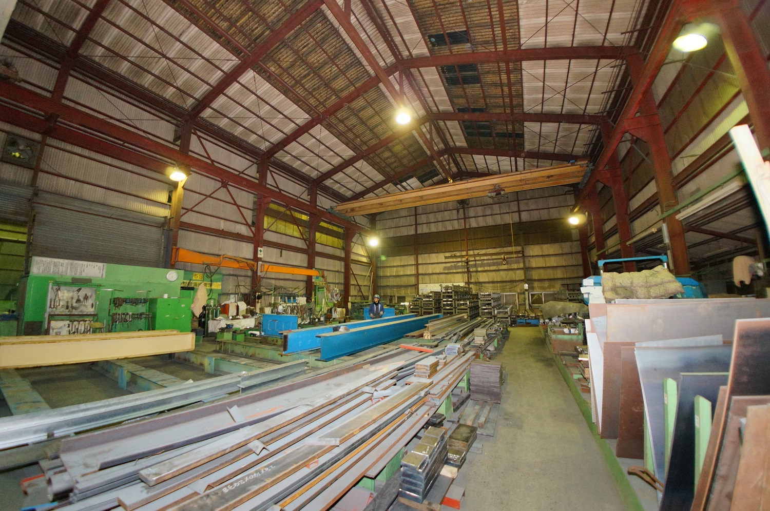 工場内3：有限会社クレスト