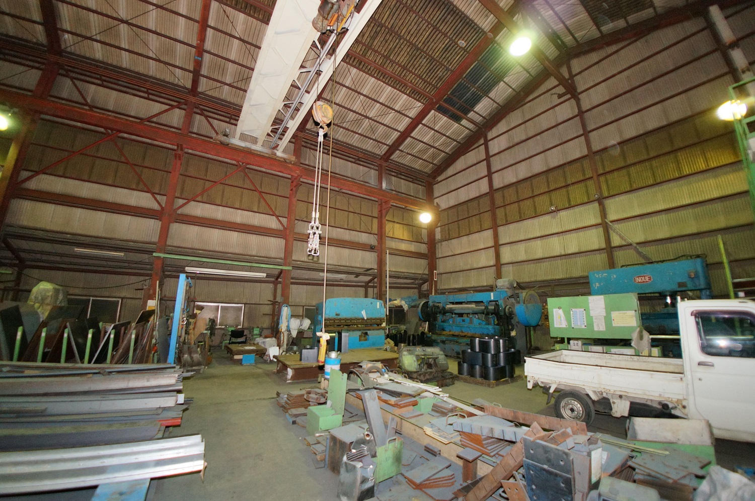 工場内4：有限会社クレスト