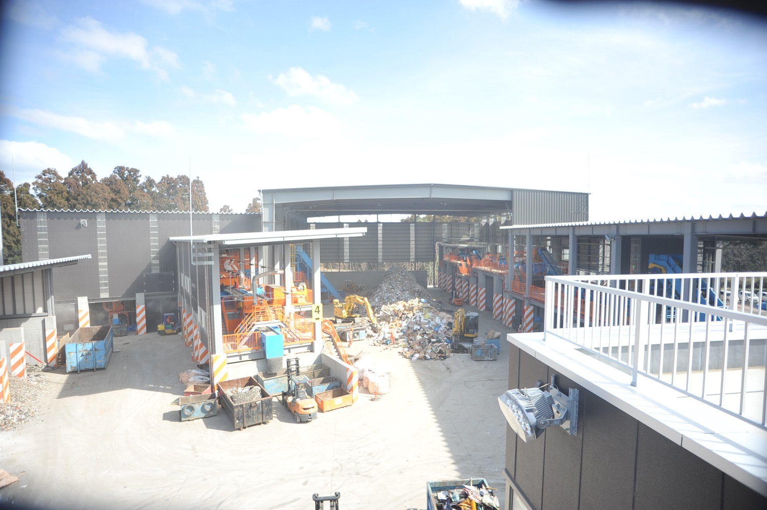 工場内1：勝田環境株式会社RC事業部