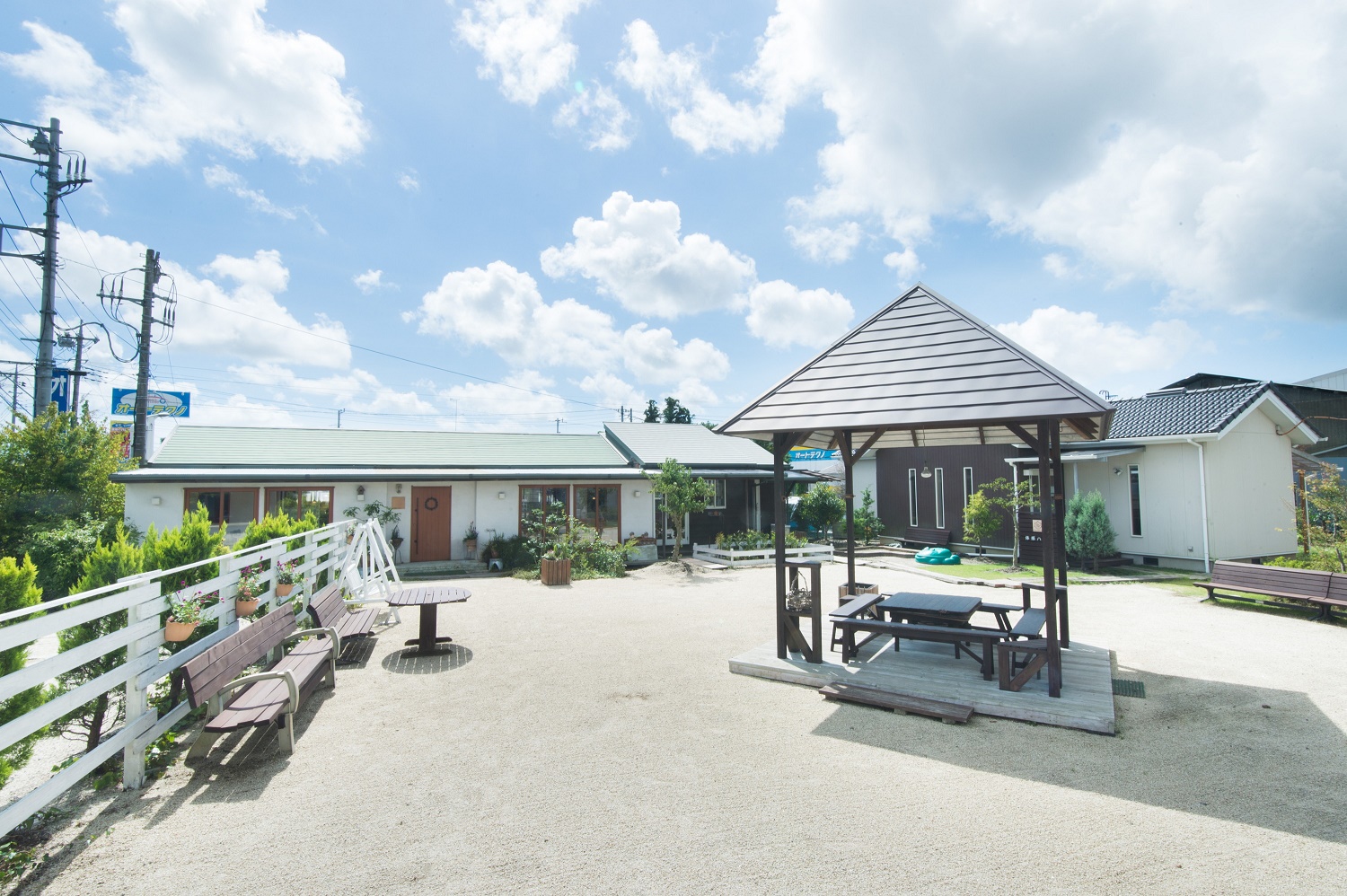 外観2：ポエムガーデンハウス（株式会社キョーリン）