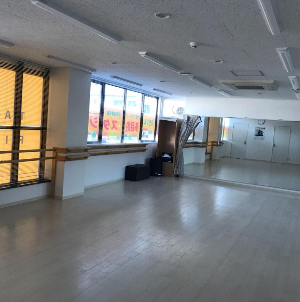 2階貸スタジオ：にこにこプラザ（ひたちなかまちづくり株式会社）